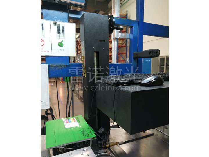 大幅面气动打标机