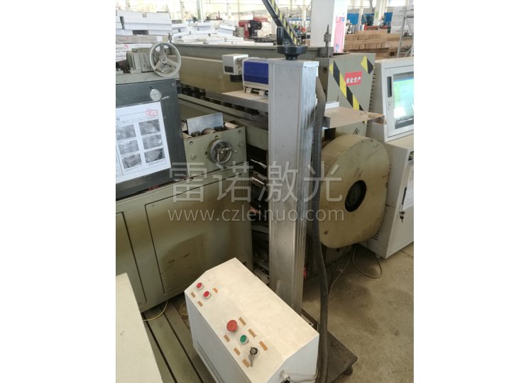 太阳能热水器 筒板激光打标